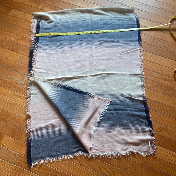 Accessories - Nice scarf or shall with fringe to go with anything in a Smoke Free Hm